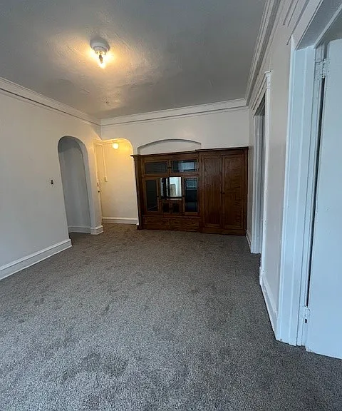 2130 E Locust St — Photo 4