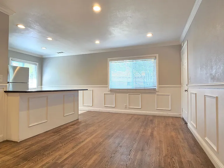 450 California St #8 — Photo 5