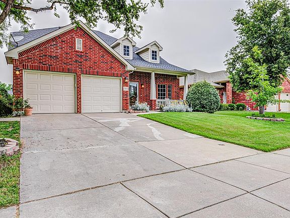 3rd image of 2864 Park Place Dr