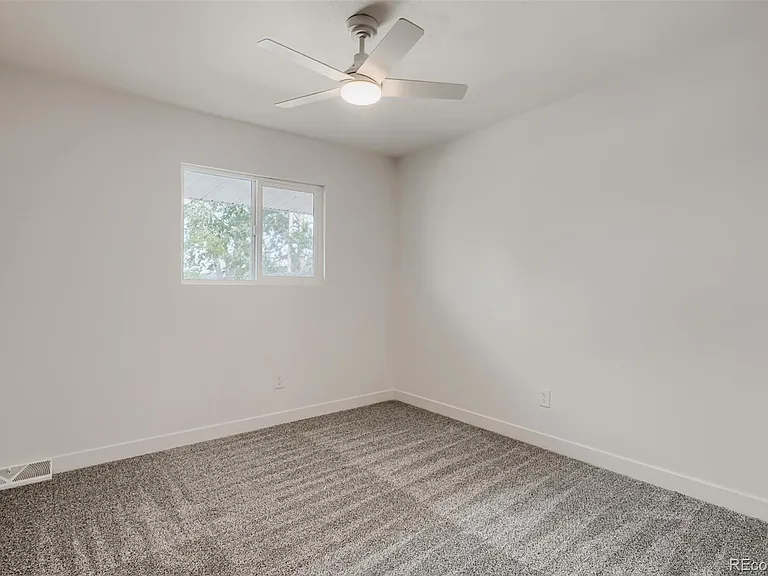 9276 E Mansfield Ave — Photo 17