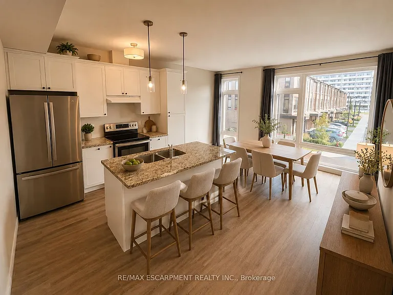 270 Melvin Ave #21 — Photo 12