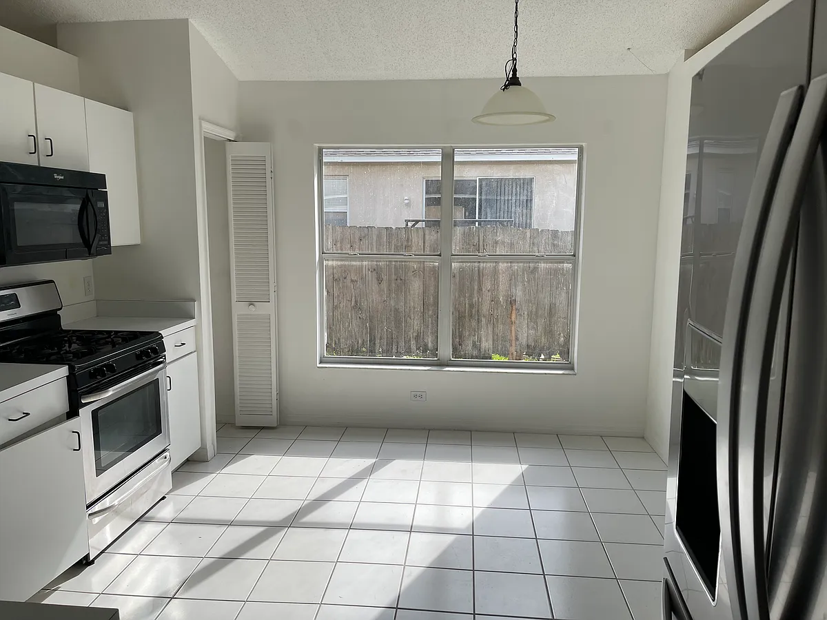Building Photo - 13414 Bristlecone Cir
