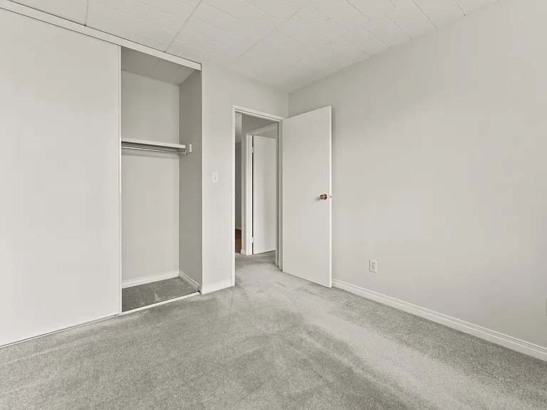 3165 Russell St — Photo 18