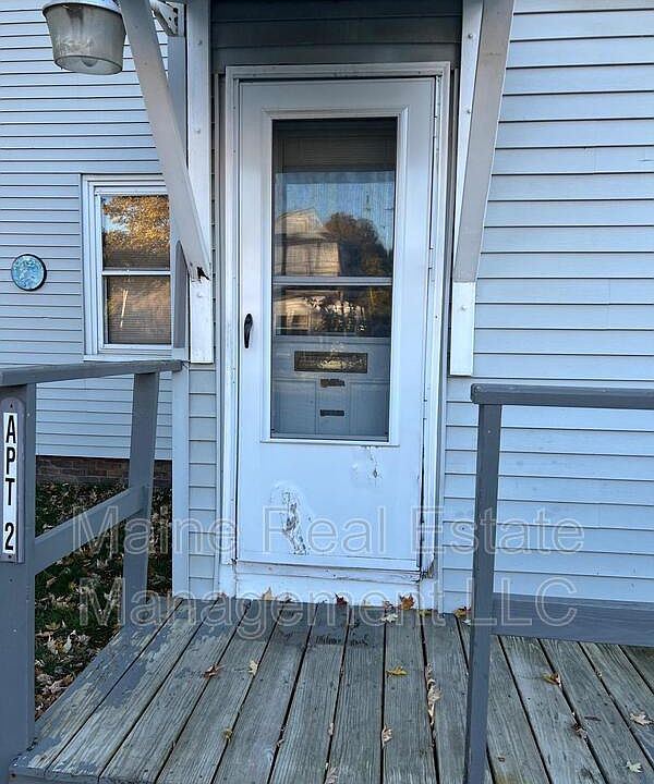 5 Grove St APT 2, Waterville, ME 04901 Zillow