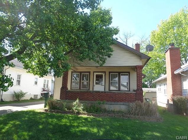 1st image of 822 Cottage Ave