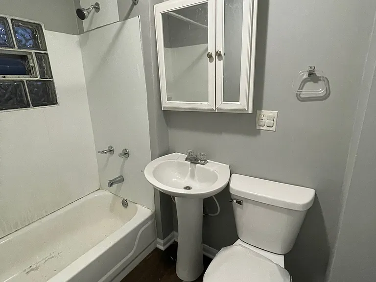 8626 S Baltimore Ave #1F — Photo 5