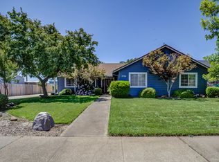 3796 Country Estates Dr, Cottonwood, CA 96022