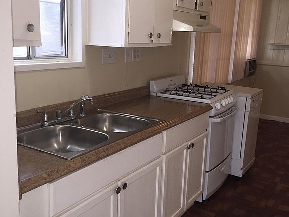 5th image of 32090 1/2 Avenue E