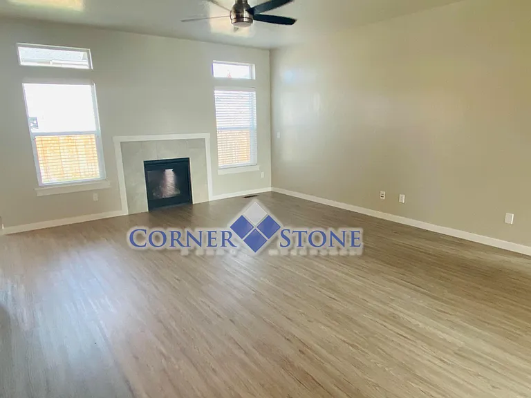 6574 E Fairmount St — Photo 4