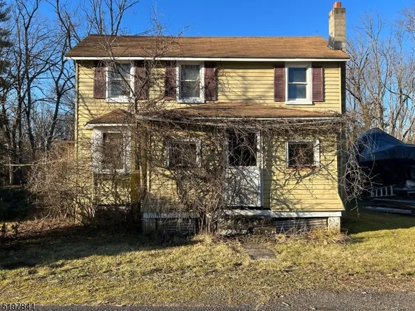505 River Road, Bethlehem Twp., NJ 08802