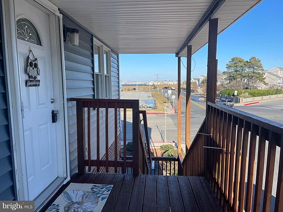 5th image of 14211 Dukes Ave #203