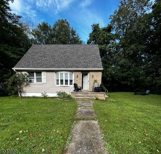 9 Spruce St, Highland Lakes, NJ, 07422