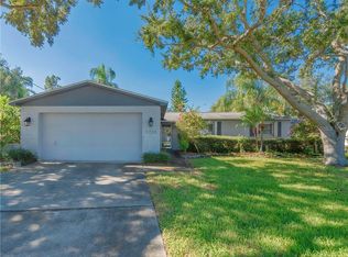 5720 Denver St NE, Saint Petersburg, FL 33703