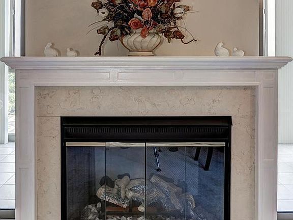 Super fireplace for atmosphere!