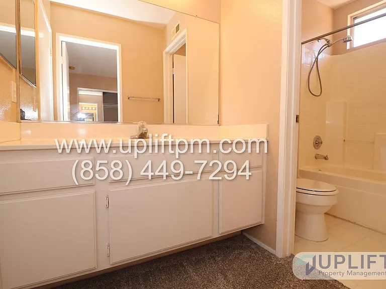 8281 Gold Coast Dr #3 — Photo 9