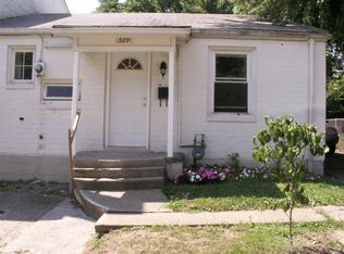 329 Hemlock Dr, Coraopolis, PA 15108