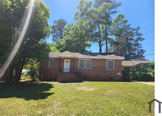 3 bed, 1325 sqft, $1,150 — Photo 4