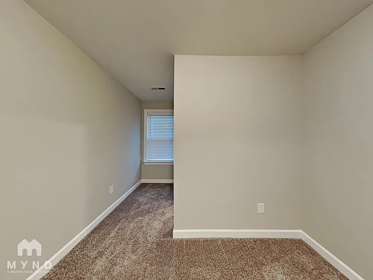 507 E Castle St — Photo 9