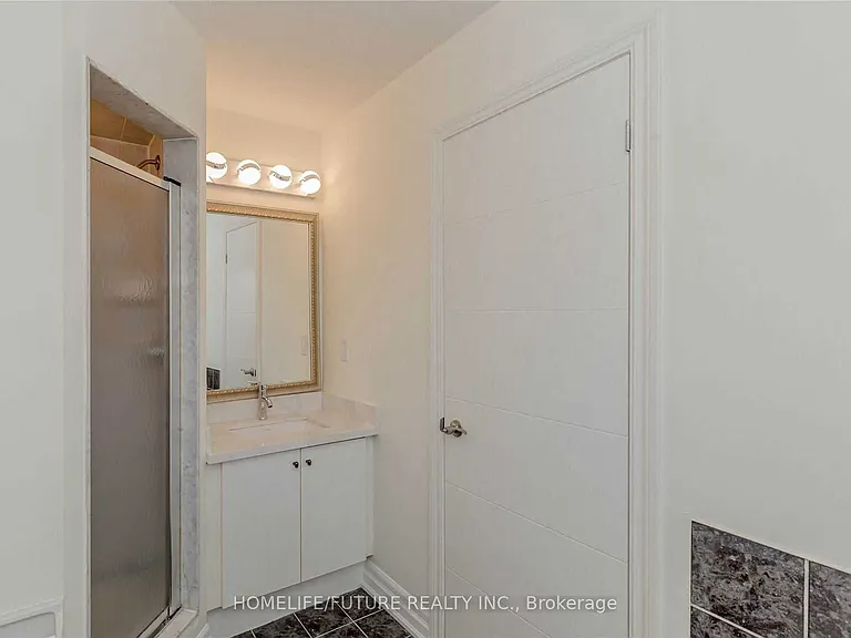 1 Catkins Cres — Photo 22