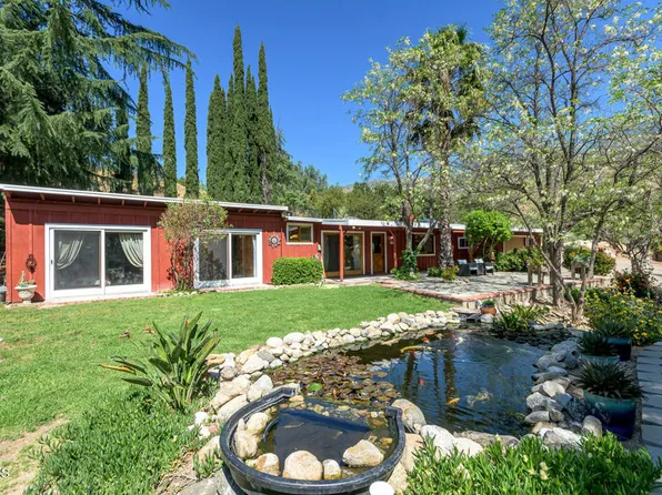 11461 Riverwood Dr, Sunland, CA 91040