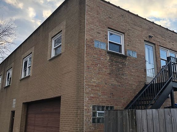 3rd image of 7702 W Belmont Ave APT 4