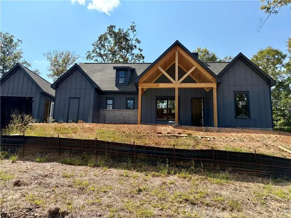 3 Blue Mountain Rd, Morganton, GA 30560