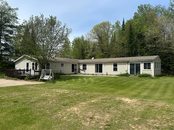 577 Wilderness Trl, Saint Helen, MI 48656