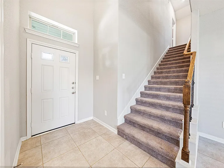 3009 Wedgewood Bay Ct — Photo 6
