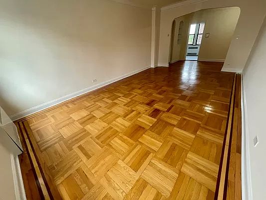 2nd image of 172-90 Highland Ave #66N