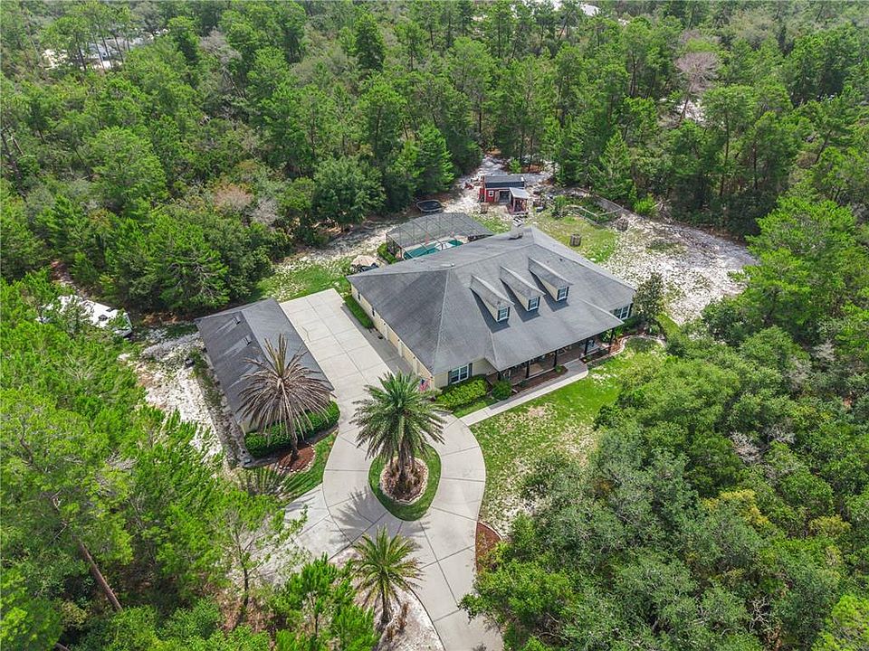1st image of 450 VALLEY STREAM DRIVE