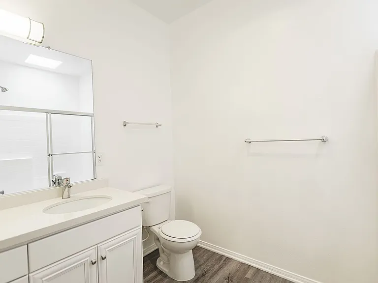 2245 Beverly Glen — Photo 60