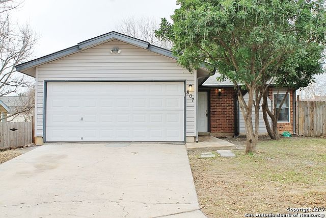 1st image of 807 Thrasher Dr