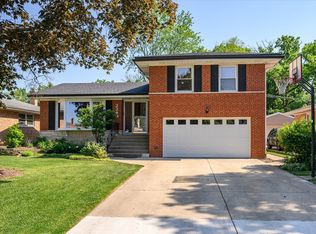 2240 Terry Ln W, Broadview, IL 60155