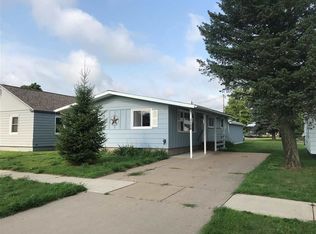 1126 Cedar Ave, Iron Mountain, MI 49801