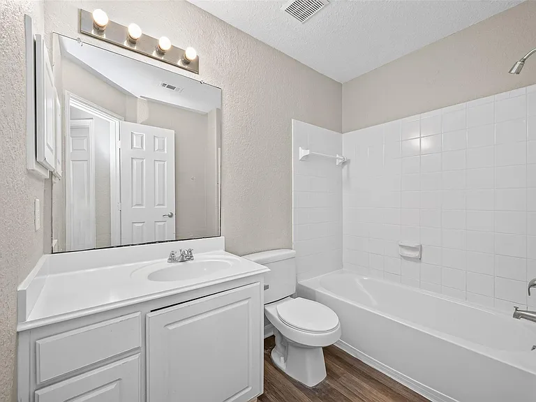 3219 Watercliff Ct — Photo 35
