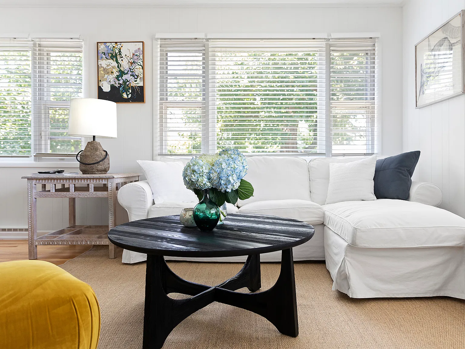 Adorable Southampton Cottage — Photo 3