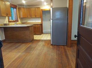 1358 Kingstown Rd, Wakefield, RI 02879