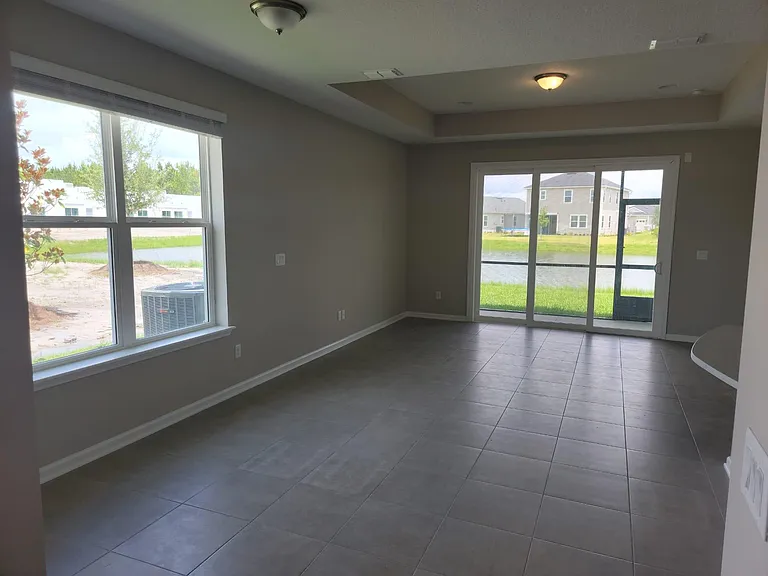 808 Cherry Elm Dr — Photo 7