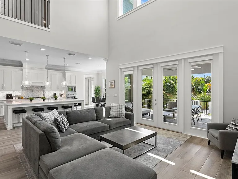 209 S Shore Crest Dr — Photo 19