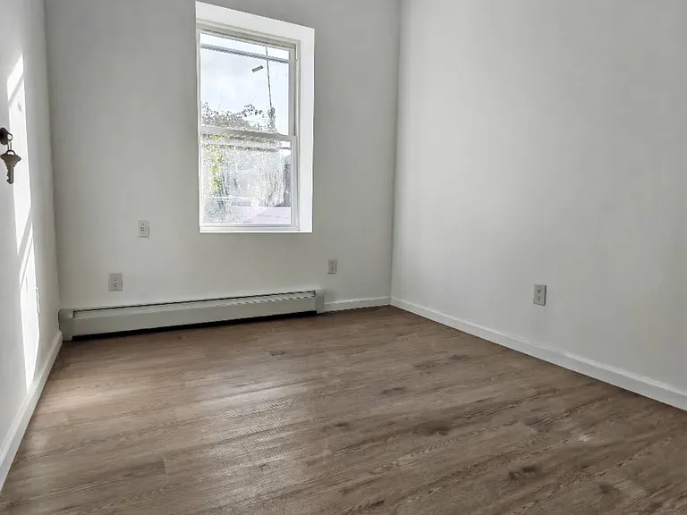 3321 97th St #2 — Photo 14