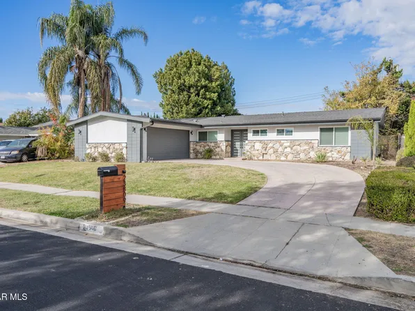 23809 Bessemer St, Woodland Hills, CA 91367