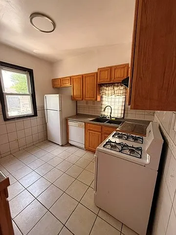 190 Vermont Ave — Photo 10