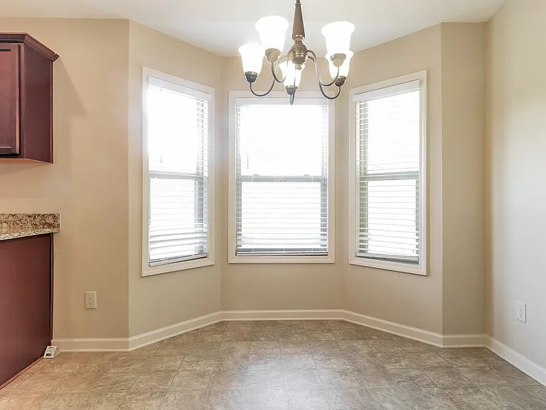100 Comet Ct — Photo 5