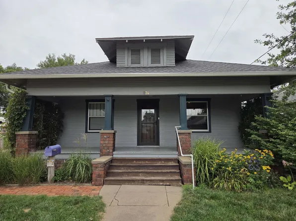 1134 W 8th St, Hastings, NE 68901