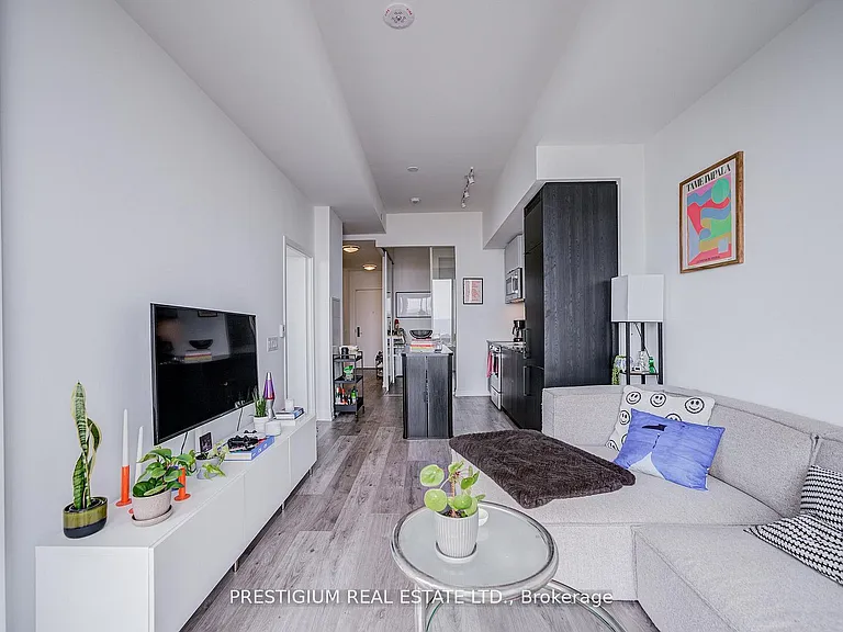 285 Dufferin St #1311 — Photo 14