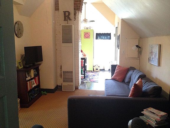 5th image of 286 Norwood Ave