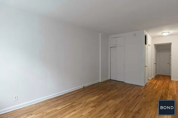 Rented by Bond New York | media 2