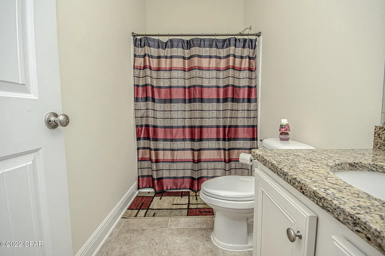 5 bed, 3029 sqft, $3,100 — Photo 4