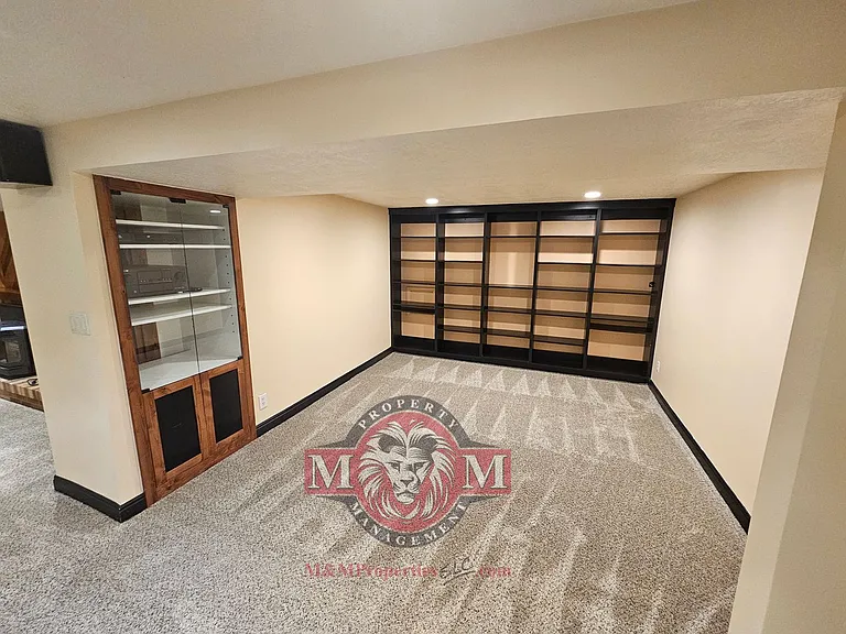 7059 S Brookhill Dr — Photo 32