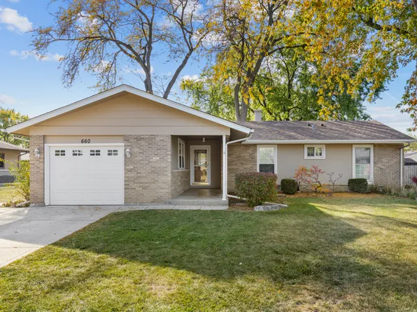 660 Middlebury Ln, Elk Grove Village, IL 60007